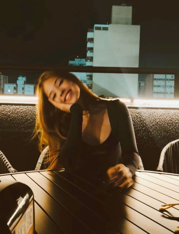 Larissa Marques 